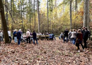 Gedenkfeier im Friedwald Waldenburg mit Trauerredner Carsten Riedel, Andachtsplatz